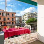 162_2847_balcone_con_tavolo_da_esterno_Borghetto_Santo_Spirito