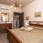 177_1173_camera_da_letto_Borghetto_Santo_Spirito