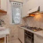 189_1473_CUCININO_CON_FINESTRA_Borghetto_Santo_Spirito