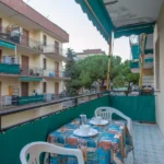 189_1486_BALCONE_CON_SOGGIORNO_Borghetto_Santo_Spirito