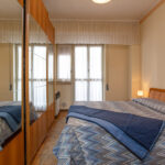 200_3704_CAMERA_DA_LETTO_CON_PORTA_FINESTRA_Borghetto_Santo_Spirito