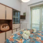 202_1504_CUCINA_CON_PORTA_FINESTRA_Borghetto_Santo_Spirito