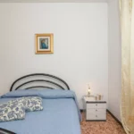218_2111_camera_da_letto_Borghetto_Santo_Spirito