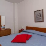 219_2121_camera_da_letto_Borghetto_Santo_Spirito