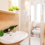 224_2153_BAGNO_CON_FINESTRA_Borghetto_Santo_Spirito
