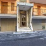 226_2991_entrata_del_condominio_Borghetto_Santo_Spirito