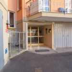236_3890_ENTRATA_DEL_CONDOMINIO_Borghetto_Santo_Spirito