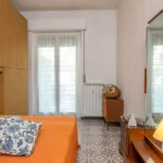 239_1691_camera_da_letto_con_porta_finestra_Borghetto_Santo_Spirito