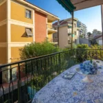239_2731_balcone_con_tavolo_da_esterno_Borghetto_Santo_Spirito