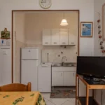 241_1711_ZONA_GIORNO_CON_ANGOLO_COTTURA_Borghetto_Santo_Spirito