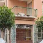 241_1721_ENTRATA_DEL_CONDOMINIO_Borghetto_Santo_Spirito