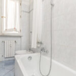 327_5152_BAGNO_CON_VASCA_BORGHETTO_SANTO_SPIRITO