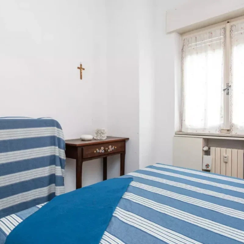 163_1225_camera_da_letto_Borghetto_Santo_Spirito