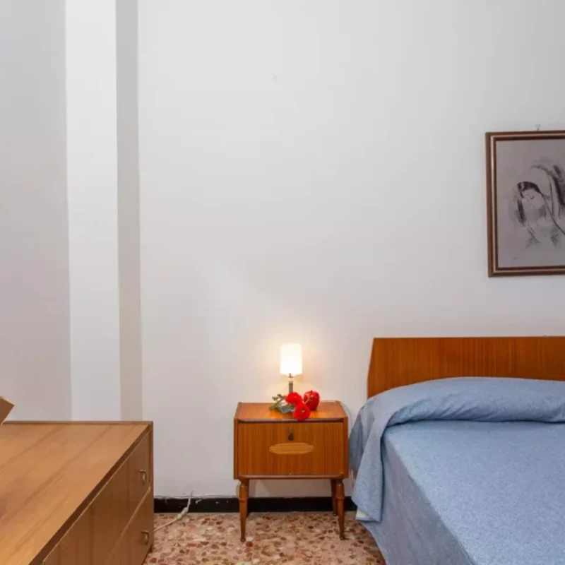 219_2117_camera_da_letto_Borghetto_Santo_Spirito