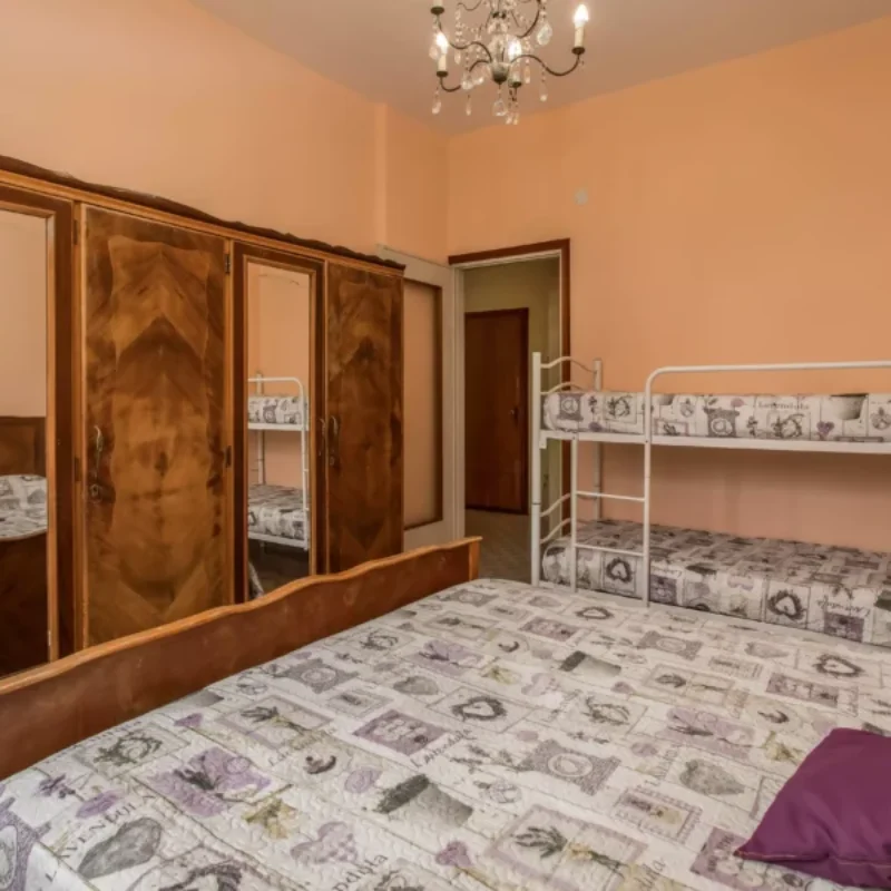 243_1621_CAMERA_DA_LETTO_Borghetto_Santo_Spirito